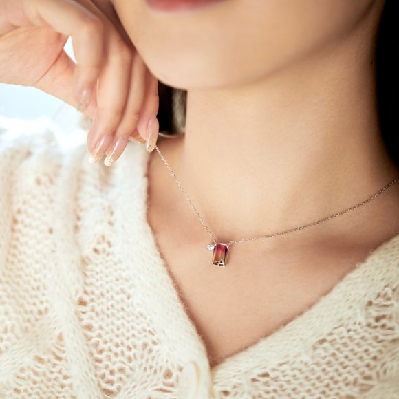 Gradient Gemstone Initial Necklace - Picture 3 of 3